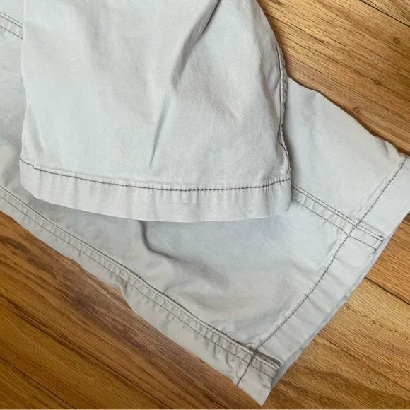 Hollister Mid rise Relaxed Cargo Pants - Picture 9 of 16